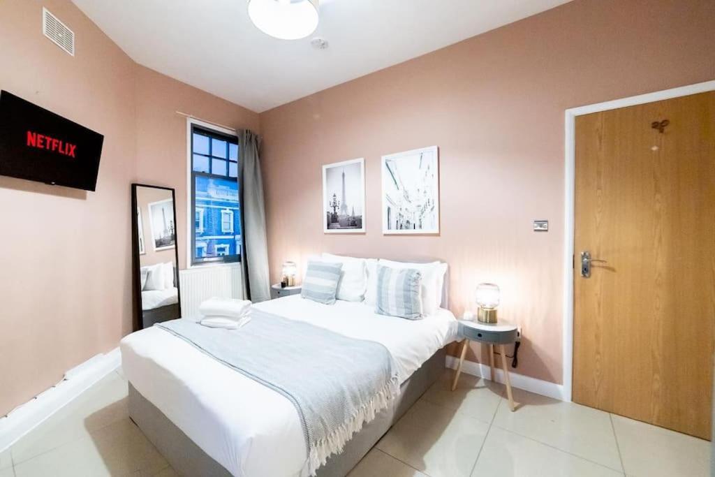 2 Bedroom Apartment لندن المظهر الخارجي الصورة