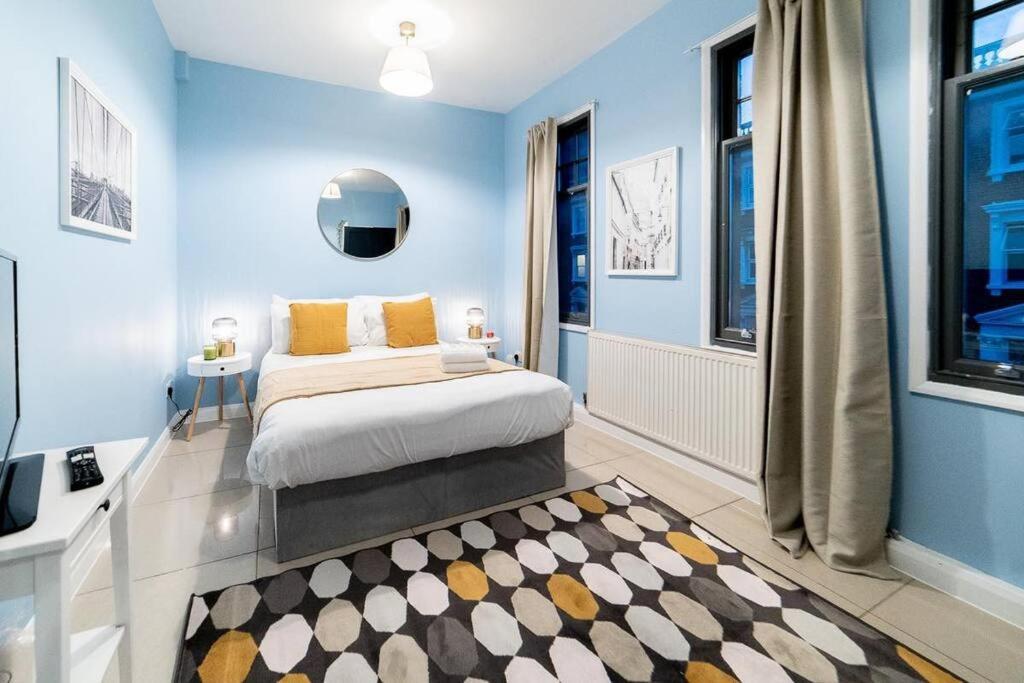 2 Bedroom Apartment لندن المظهر الخارجي الصورة